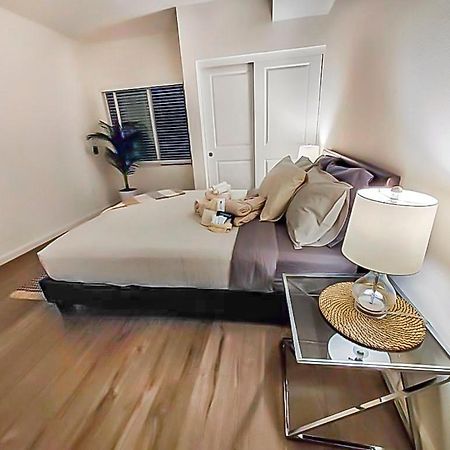 Two Bedroom Condo At Universal Studios Los Angeles Exterior photo